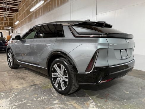 Certified 2024 Cadillac Lyriq Tech AWD/4WD image 3