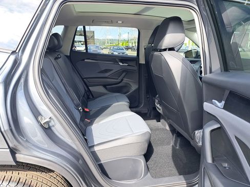 New 2026 Volkswagen Tiguan SE AWD/4WD image 26