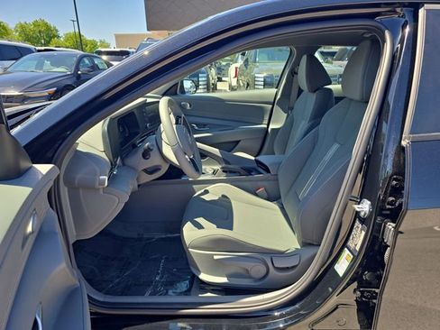 New 2026 Hyundai Elantra Sport FWD image 11