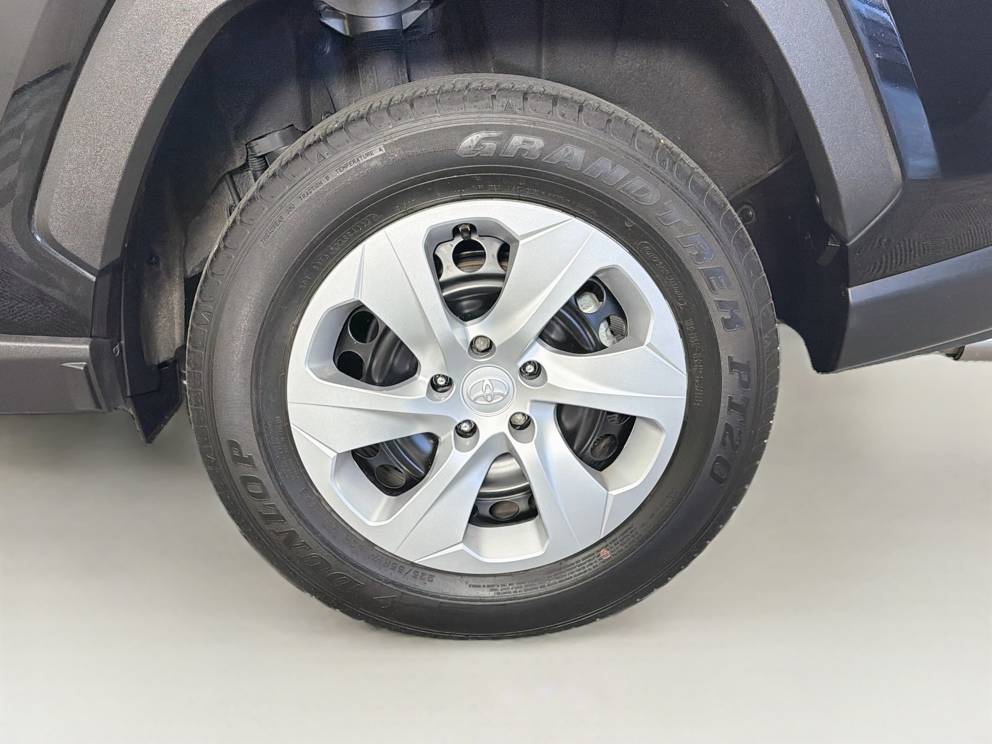 Used 2025 Toyota RAV4 LE FWD image 11
