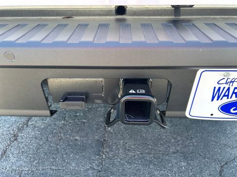 New 2025 Ford Maverick XLT image 30