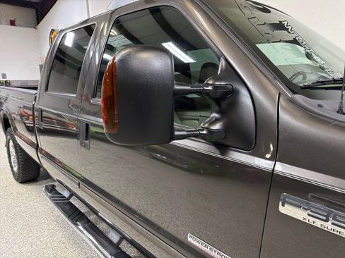 Used 2005 Ford F350 XLT image 67