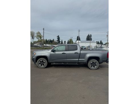Used 2022 Chevrolet Colorado Z71 image 6