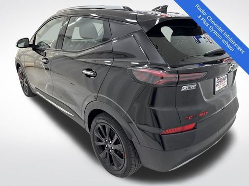 Used 2023 Chevrolet Bolt EUV Premier w/ Sun & Sound Package image 6