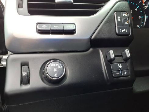 Used 2020 Chevrolet Tahoe Premier image 13