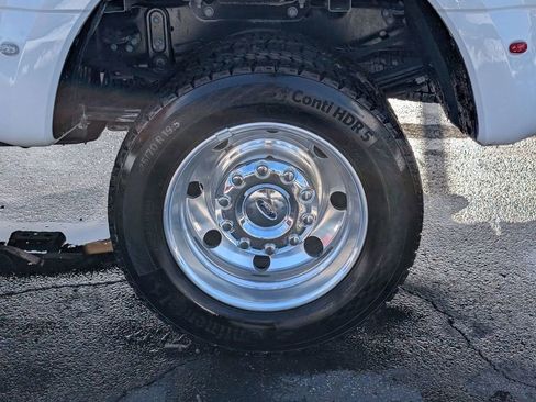 Used 2025 Ford F450 XLT w/ FX4 Off-Road Package image 14