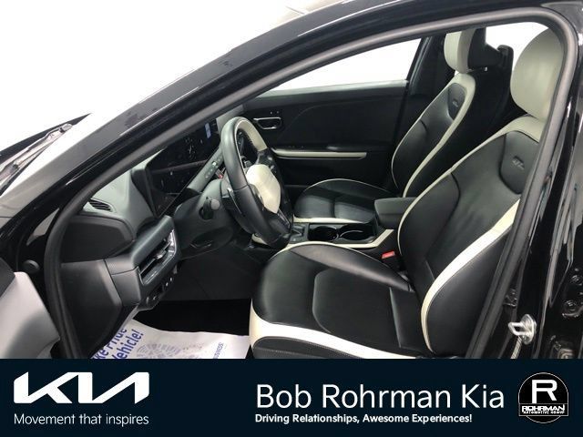Used 2025 Kia K4 GT-Line w/ GT-Line Premium Package FWD image 10