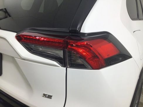 Used 2023 Toyota RAV4 SE w/ Weather & Moonroof Package image 25