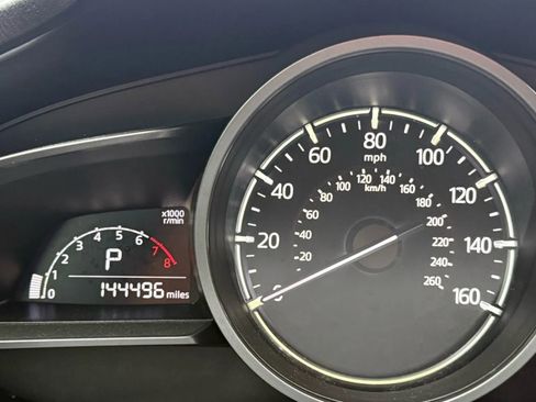 Used 2017 MAZDA MAZDA3 Touring image 16