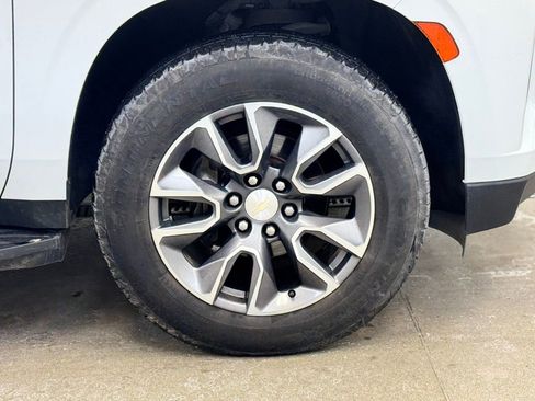 Used 2021 Chevrolet Tahoe LT w/ LT Signature Package image 4