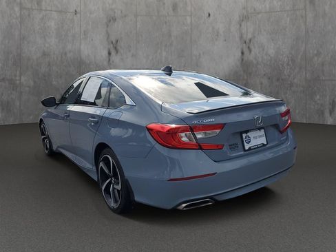 Used 2022 Honda Accord Sport image 4