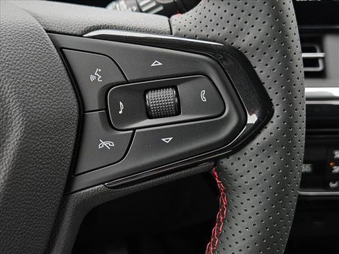 New 2026 Chevrolet Trax RS w/ Sunroof Package image 13