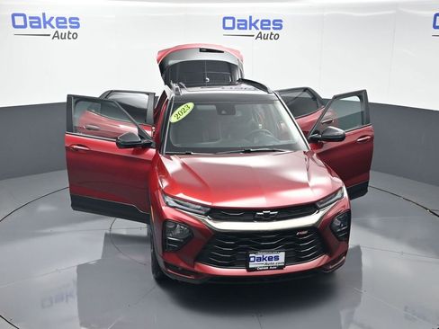 Used 2023 Chevrolet TrailBlazer RS w/ Sun and Liftgate Package image 57