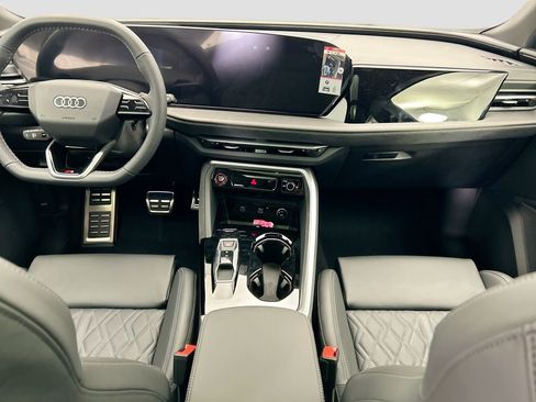 New 2025 Audi SQ5 Premium Plus image 13