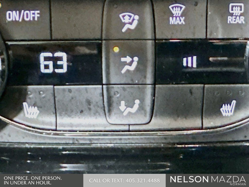 Used 2026 Chevrolet Trax RS w/ Sunroof Package FWD image 22
