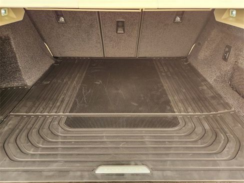 New 2026 Land Rover Range Rover SE image 22