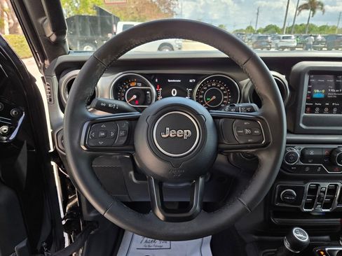 Used 2023 Jeep Wrangler Sport S image 26