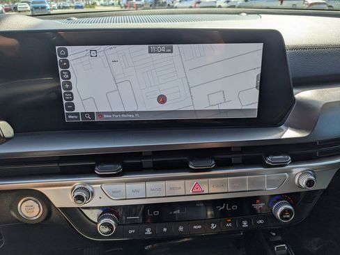 Certified 2024 Kia Telluride S image 23