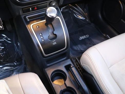 Used 2017 Jeep Patriot 75th Anniversary w/ Power Value Group image 23