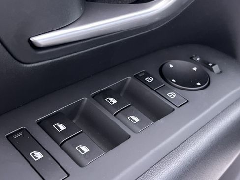 Used 2025 Hyundai Santa Cruz SE image 15