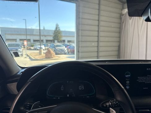 Used 2025 Hyundai Palisade SEL FWD image 25