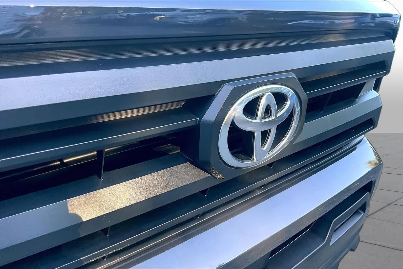 Certified 2026 Toyota Tacoma SR5 AWD/4WD image 28