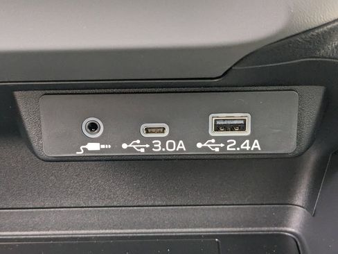 New 2025 Subaru Crosstrek 2.5i Limited w/ Popular Package #3A image 18