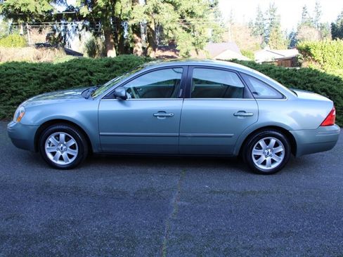 Used 2005 Ford Five Hundred SEL image 13