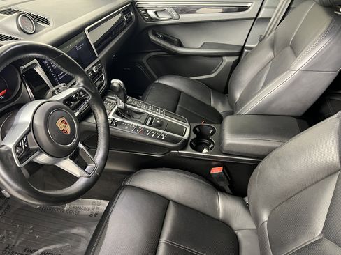 Used 2020 Porsche Macan S image 4