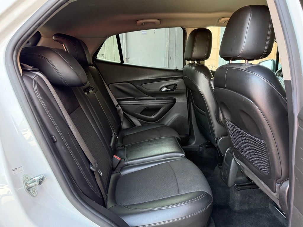 Used 2019 Buick Encore Preferred FWD image 17