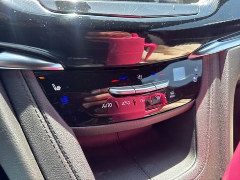 Used 2025 Cadillac XT6 Sport w/ LPO, Floor Liner Package AWD/4WD image 24