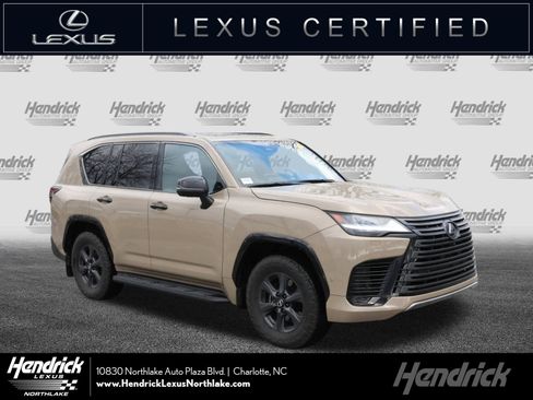 Used 2025 Lexus LX 700h Overtrail image 1