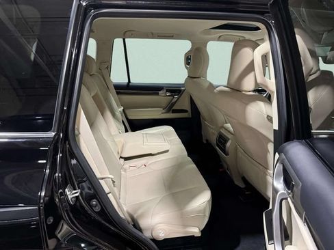 Certified 2023 Lexus GX 460 Premium w/ Premium Package AWD/4WD image 30