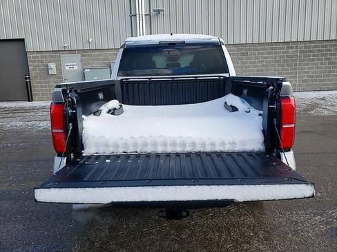 New 2026 Toyota Tacoma TRD Off-Road AWD/4WD image 19