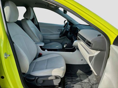 Used 2025 Hyundai Kona SEL FWD image 26