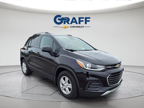 Used 2021 Chevrolet Trax LT FWD image 16