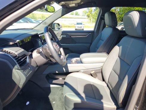 Used 2024 GMC Acadia AT4 w/ LPO, Floor Liner Package AWD/4WD image 11