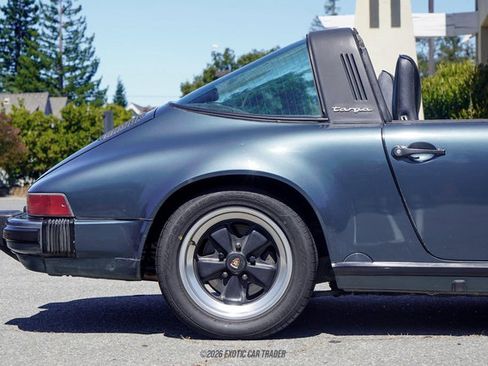Used 1987 Porsche 911 Carrera RWD image 10