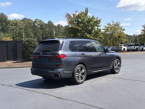 Used 2022 BMW X7 M50i w/ Dynamic Handling Package AWD/4WD image 3