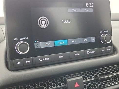 Certified 2025 Honda HR-V Sport image 26