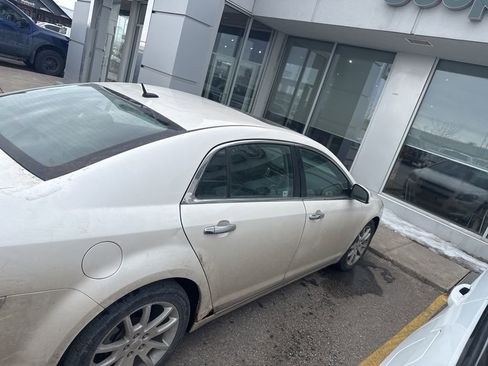 Used 2011 Chevrolet Malibu LTZ w/ HFV6 Engine Package image 9