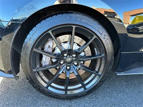 Used 2016 Ford Mustang Shelby GT350 w/ Technology Package image 13