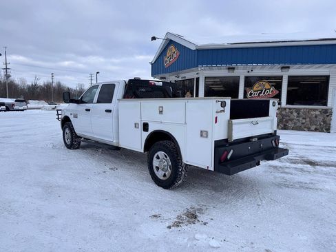 Used 2018 RAM 2500 Tradesman w/ Chrome Appearance Group image 7