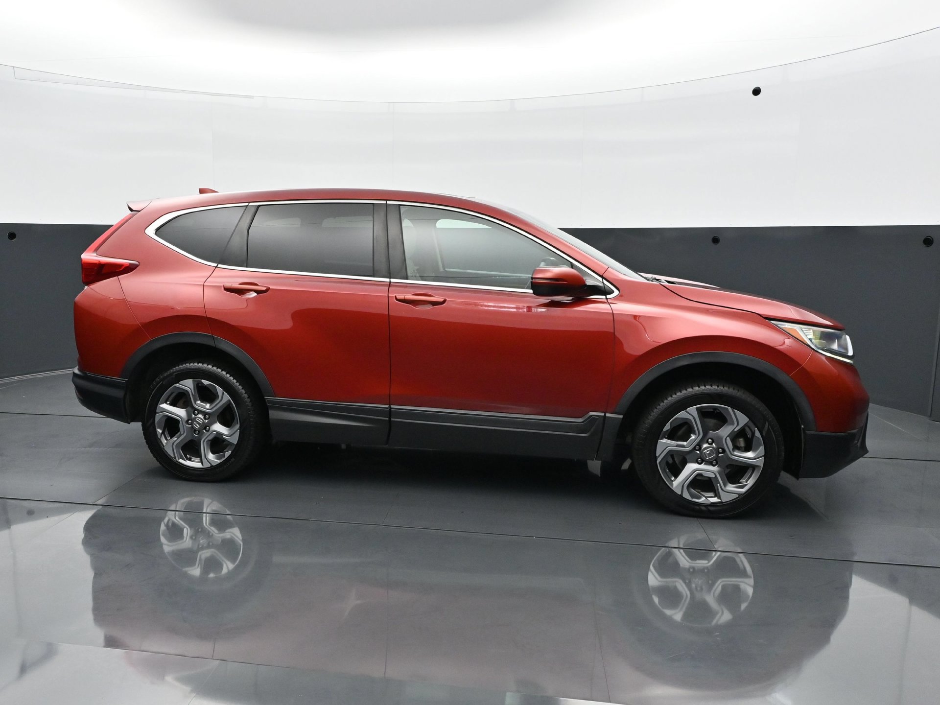 Used 2017 Honda CR-V EX image 8