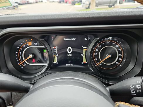 Used 2024 Jeep Wrangler Unlimited Rubicon 392 AWD/4WD image 25