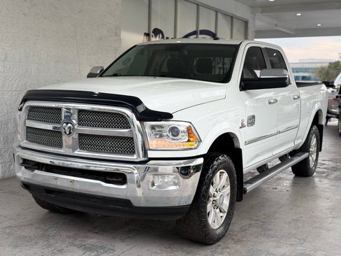 Used 2014 RAM 2500 Longhorn AWD/4WD image 3