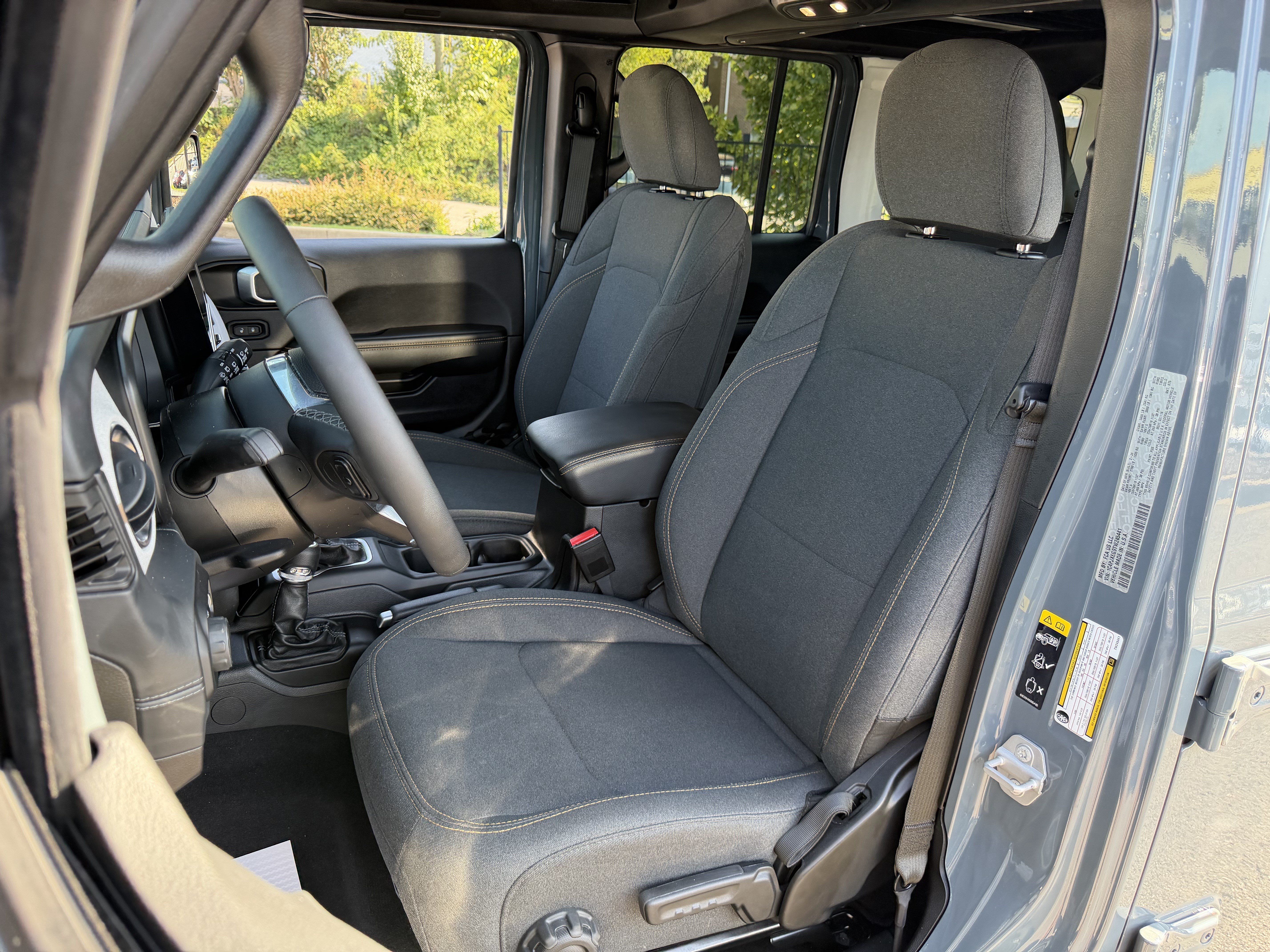 Used 2026 Jeep Wrangler Unlimited Sahara AWD/4WD image 16