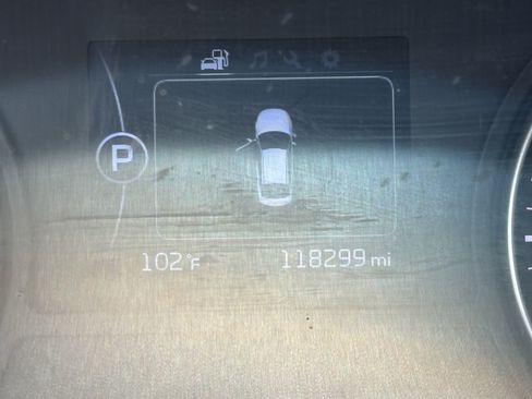 Used 2018 Kia Optima LX w/ 17" Alloy Wheels Package FWD image 28