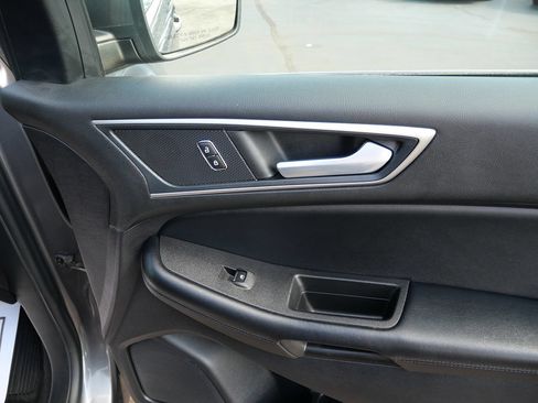 Used 2022 Ford Edge SEL w/ Convenience Package AWD/4WD image 21