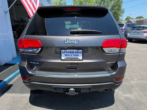 Used 2015 Jeep Grand Cherokee Limited w/ Trailer Tow Group IV AWD/4WD image 10